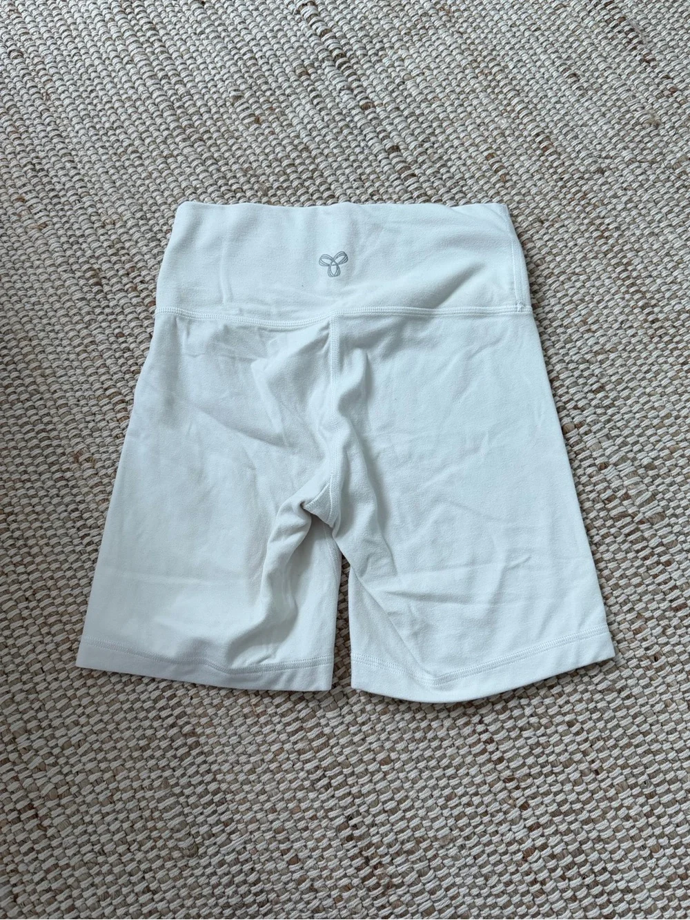 TNA Aritzia White Biker Shorts Size Small